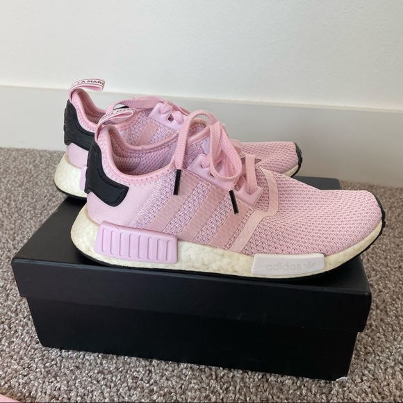 Light pink adidas nmds Clearance